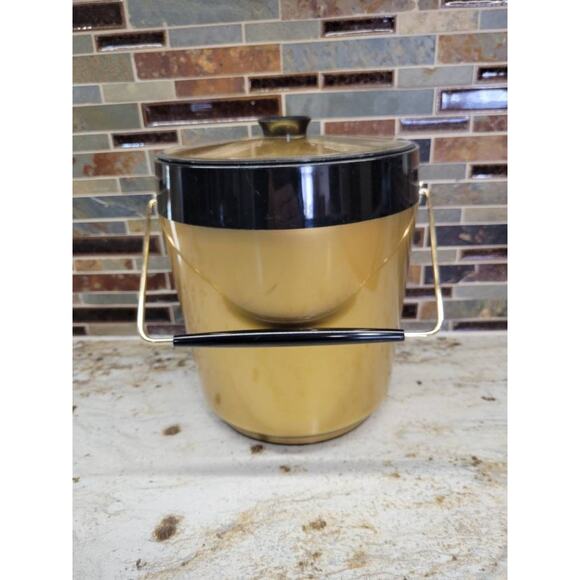 Vintage Thermo Serv Insulated Ice Bucket , Gold Black, West Bend MCM - Picture 2 of 7